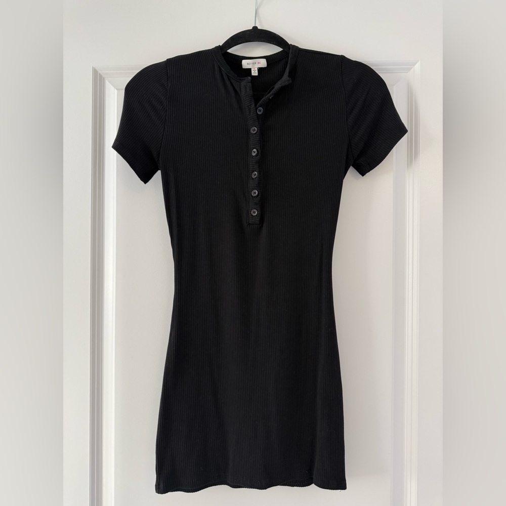 Better Be Black Ribbed Short-Sleeve Henley